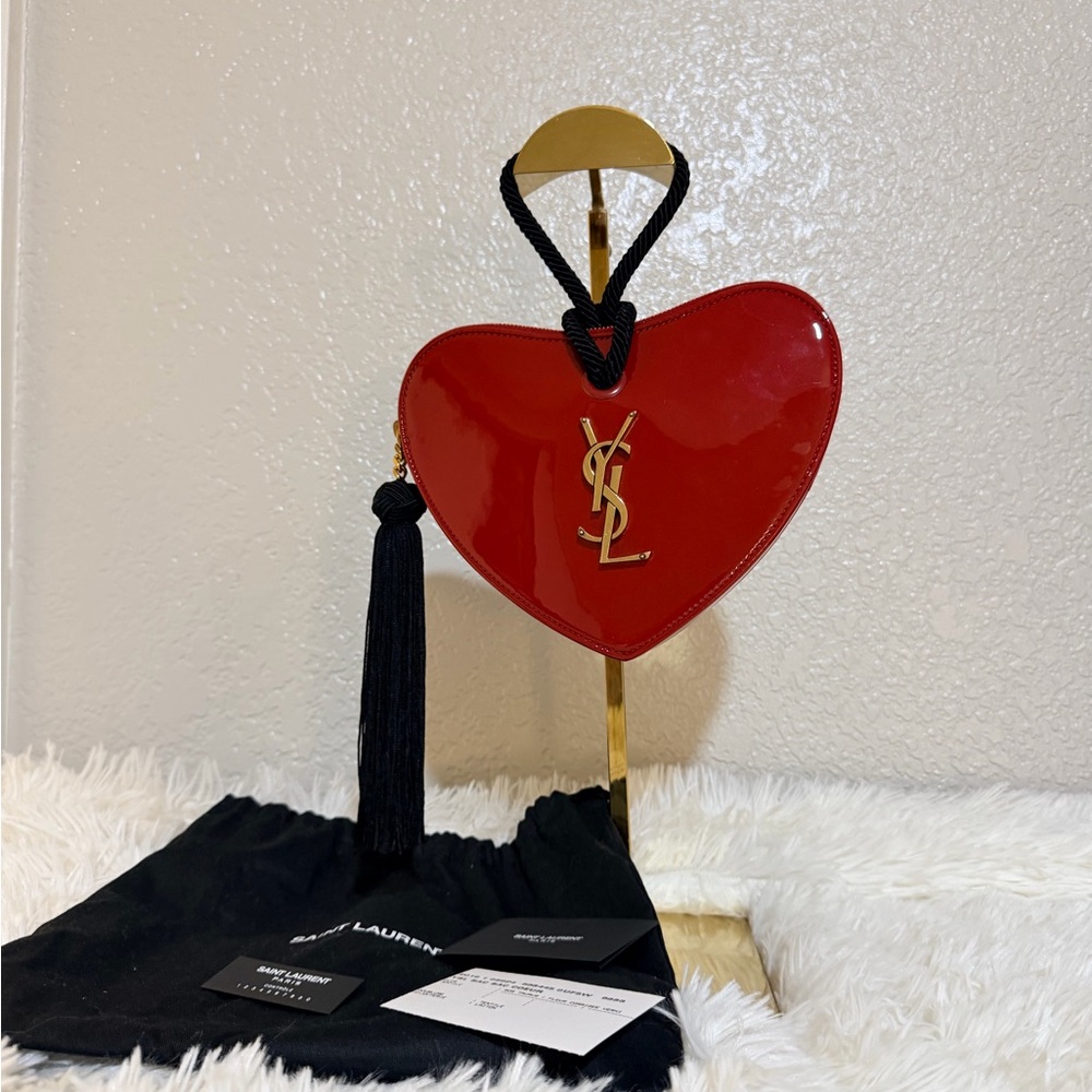 Perfect Valentine’s Day gift heart shape Saint Laurent Red Patent Leather Clutch